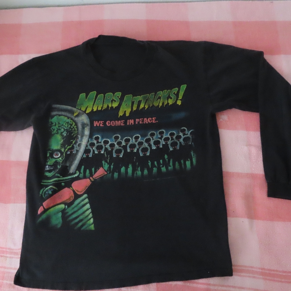 VTG 90s Mars Attacks 1996 Movie Promo L/S Art Cartoon Tim Burton T Shirt